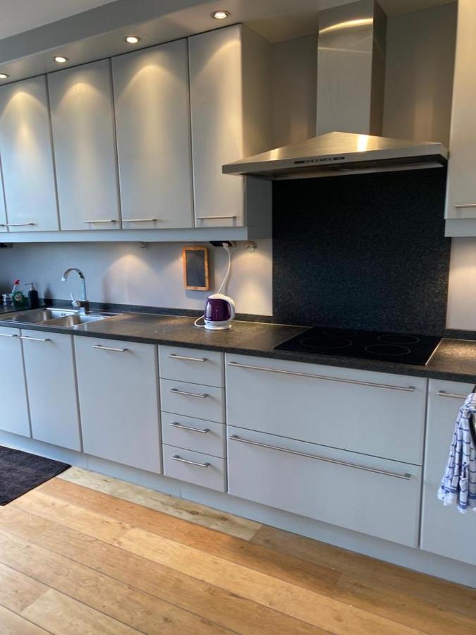 Lichtrijk Mooi Appartement Met Zicht Op Hof Van Roosendael Anvers Dış mekan fotoğraf